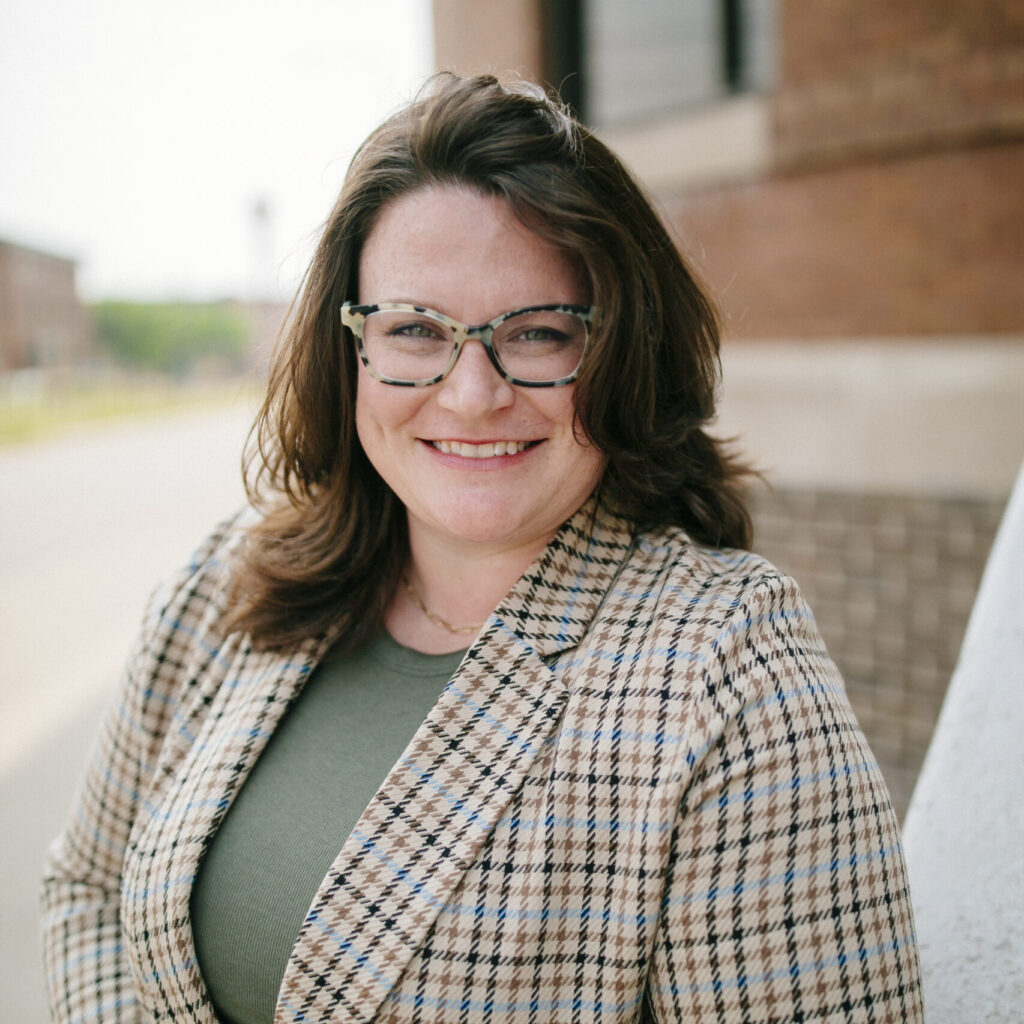 Katie Romey headshot